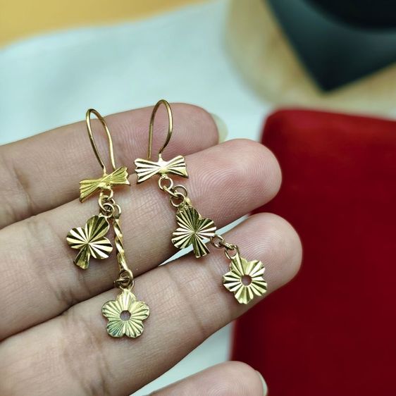 🔖ต่างหูสีทองสด ตุ้งติ้งน่ารัก  แบบตะขอเกี่ยว ของจริงสวยมาก รูปที่ 2