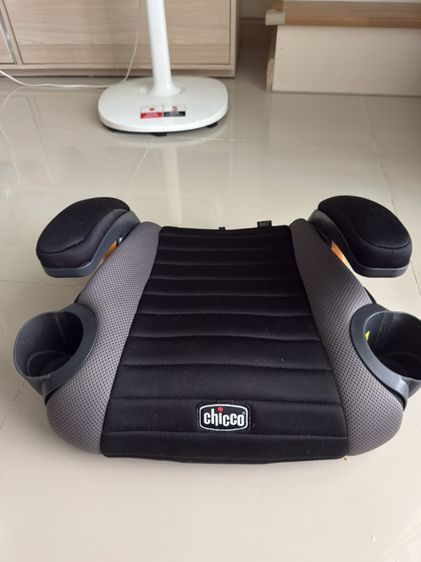 ￼CHICCO Go Fit Plus Backless Booster Car Seat คาร์ซีท บูสเตอร์ซีท