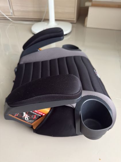 ￼CHICCO Go Fit Plus Backless Booster Car Seat คาร์ซีท บูสเตอร์ซีท รูปที่ 4
