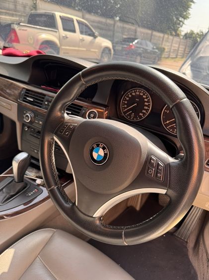 BMW Series 3 2010 320d Sedan ดีเซล เกียร์อัตโนมัติ เทา รูปที่ 4