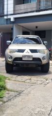 Mitsubishi triton Doublecab   ออโต้  ปี06