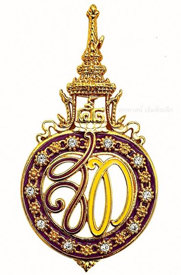 เข็มที่ระลึก เข็มกลัดที่ระลึก พระราชินี ครบ 4 รอบ 48 พรรษา