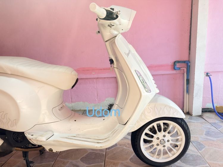 VESPA JUSTIN BIEBER X VESPA 150  รุ่น Limited Edition รูปที่ 3