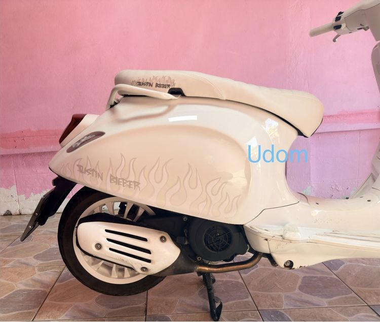 VESPA JUSTIN BIEBER X VESPA 150  รุ่น Limited Edition รูปที่ 4