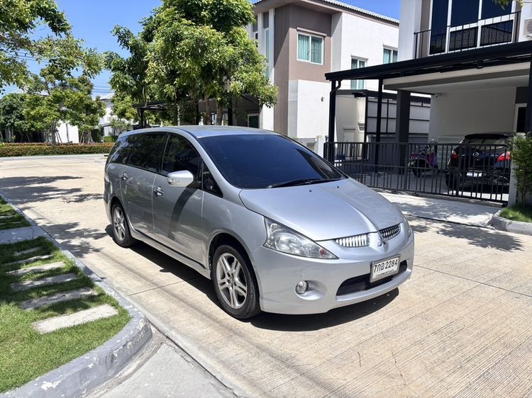 Mitsubishi Space Wagon 2010 2.4 GLS Limited เบนซิน LPG เกียร์อัตโนมัติ บรอนซ์เงิน รูปที่ 3