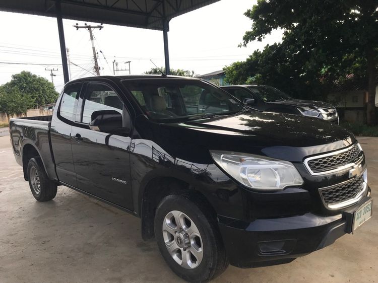 รถ Chevrolet Colorado 2.5 LT สี ดำ