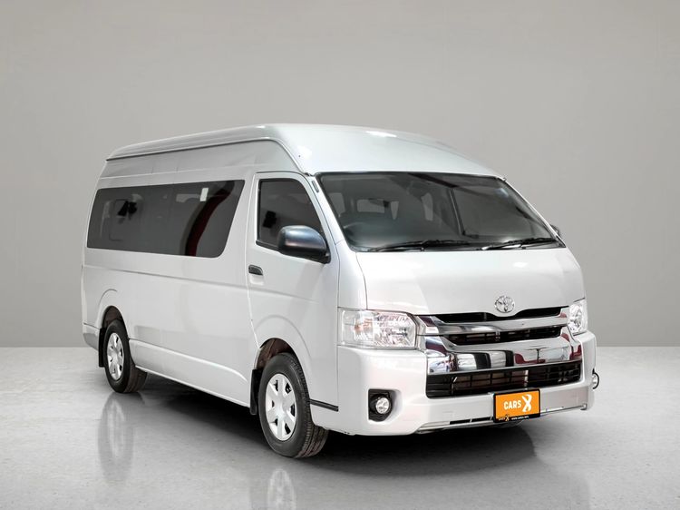 Toyota Commuter 2018 3.0 Van ดีเซล ไม่ติดแก๊ส เกียร์ธรรมดา บรอนซ์เงิน