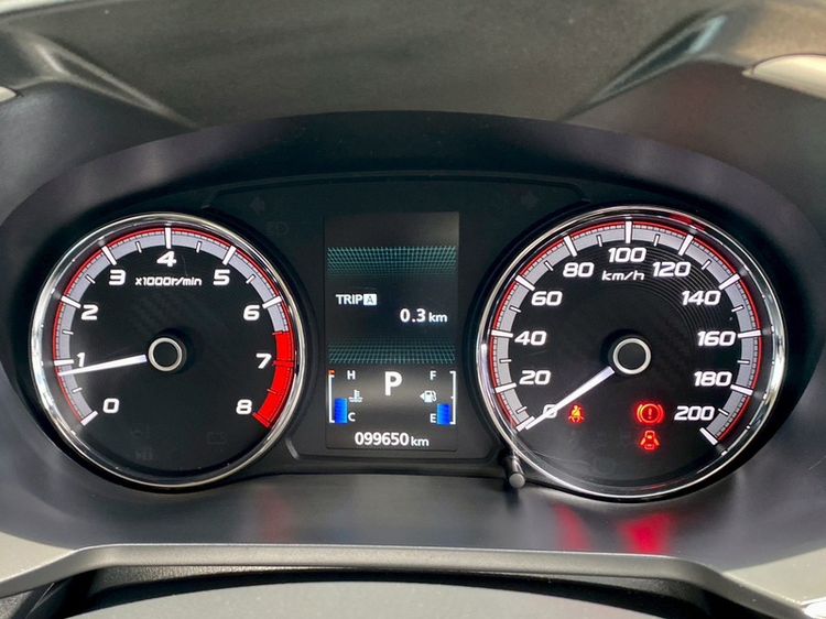 Mitsubishi Xpander 2018 1.5 GT Utility-car เบนซิน ไม่ติดแก๊ส เกียร์อัตโนมัติ เทา รูปที่ 3