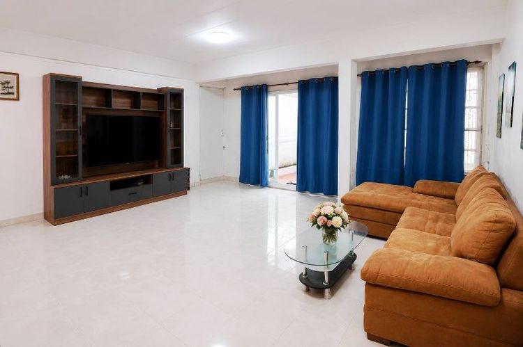 ตกแต่งครบ 🏡 Town House / home office Sukhumvit 101/1 for rent ฿ 35,000 furnished, 5BR Udomsuk BTS ให้เช่าทาวน์เฮ้าส์ สุขุมวิท 101/1 โฮมออฟฟิศได้ รูปที่ 2
