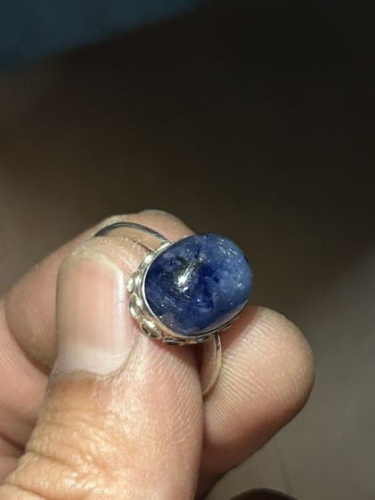 แหวนแเงินแท้ไพลิน (Blue Sapphire) เจียระไนทรงหลังเบี้ย (Cabochon) รูปที่ 5
