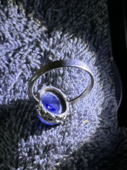 แหวนแเงินแท้ไพลิน (Blue Sapphire) เจียระไนทรงหลังเบี้ย (Cabochon) รูปที่ 3