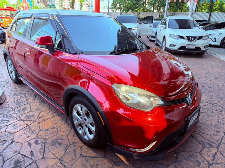 รถ MG MG3 1.5 X สี แดง