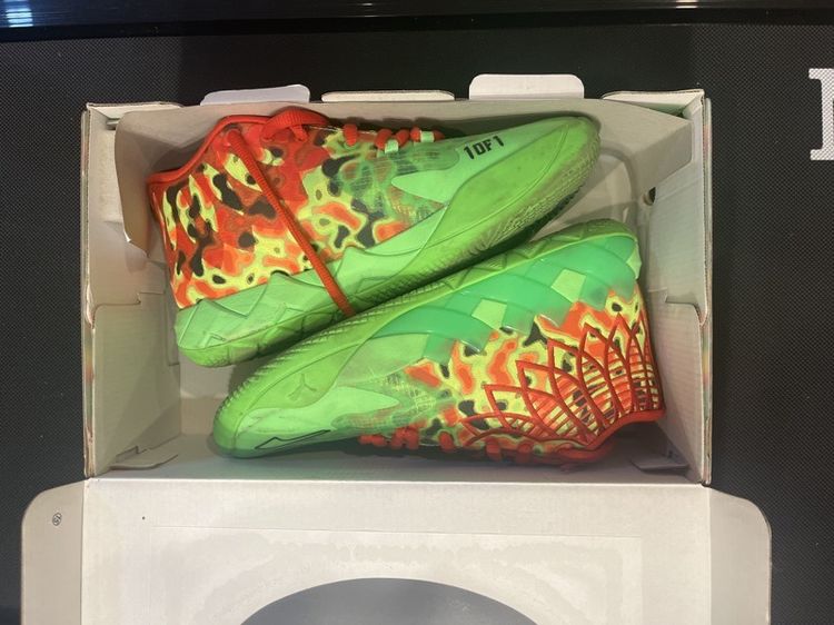 Puma MB.01 LaMelo Ball สีเขียว Fluro Green / แดง Puma Red ไซส์ EU39 UK6 พร้อมกล่องแท้ รูปที่ 2