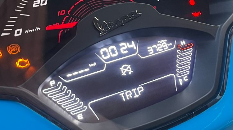 Vespa Sprint S150 จดปี 25 ไมล์ 3729 km. รูปที่ 3