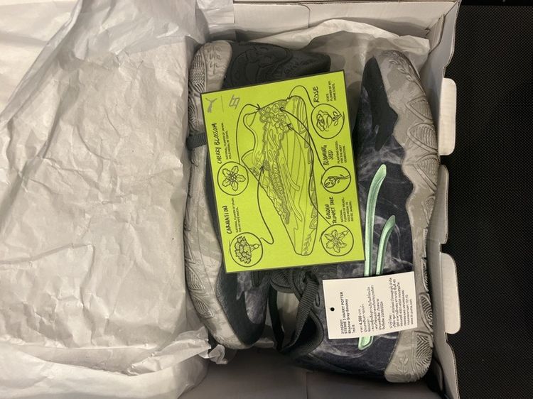 รองเท้าบาสเกตบอล Puma ไม่ระบุ เทา Nike Stewie 3 Shadow Grey Smokey Grey รองเท้าบาส Breanna Stewart ไซส์ EU39 UK6 พร้อมกล่องแท้ + ป้ายราคา