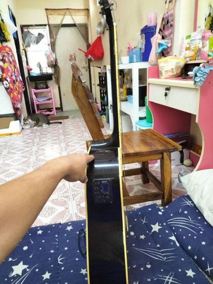 ขายด่วนครับ 2,400 พิกัด บางแคและละแวกใกล้เคียง....ส่งถึงที่"ไม่ต้องโอนก่อน"....กีต้าร์โปร่งไฟฟ้า คอไม่โก่ง เสียงเพราะ สายครบพร้อมใช้งาน สนใจทักแชทหรือโทร 0648286496 รูปที่ 5