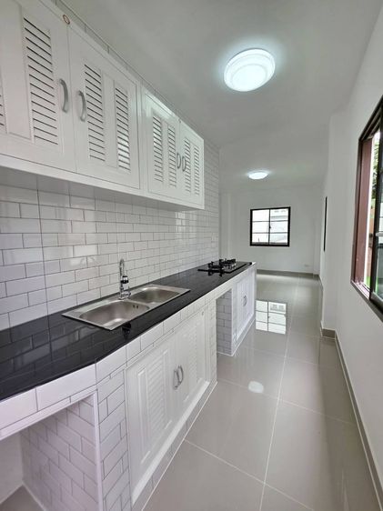 Ananda Development มีบางส่วน ​ขายบ้านแฝด 2 ชั้น 35 ตรว. เอโทล บาหลี บีช อ่อนนุช-ลาดกระบัง   รีโนเวทพร้อมเข้าอยู่   รูปที่ 4