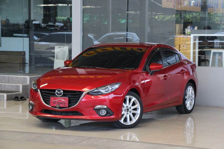 รถ Mazda Mazda3 2.0 S สี แดง