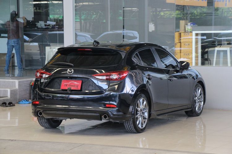 Mazda Mazda3 2017 2.0 SP Sports Sedan เบนซิน ไม่ติดแก๊ส เกียร์อัตโนมัติ ดำ รูปที่ 2
