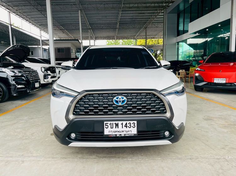 Toyota Corolla Cross 2022 1.8 Hybrid Premium Sedan ไฮบริด ไม่ติดแก๊ส เกียร์อัตโนมัติ ขาว รูปที่ 3