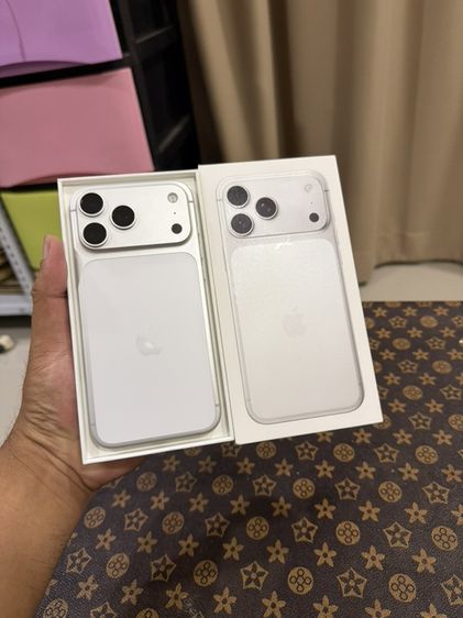 256 GB iPhone 17 Pro Max 256B Silver สวยใส ไร้รอยแบต 100% มีประกันศูนย์ รับเทรินทุกรุ่นสอบถามได้ครับ
