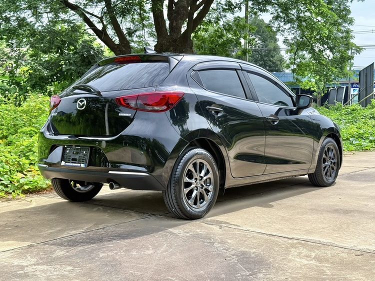 Mazda Mazda 2 2021 1.3 Skyactiv-G S Leather Sports Sedan เบนซิน เกียร์อัตโนมัติ ดำ รูปที่ 4