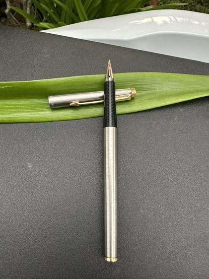 Parker 180 Flighter Fountain F/B Nib …ปากกา รูปที่ 9
