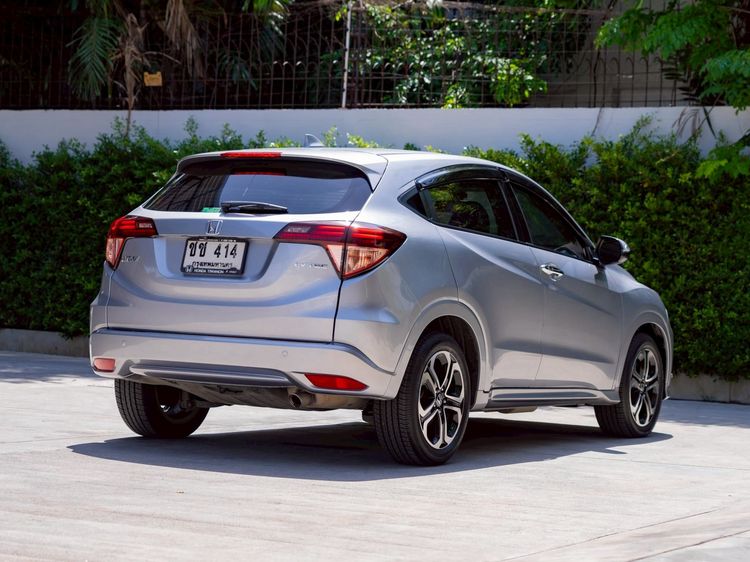 Honda HR-V 2017 1.8 EL Utility-car เบนซิน ไม่ติดแก๊ส เกียร์อัตโนมัติ เงิน รูปที่ 4