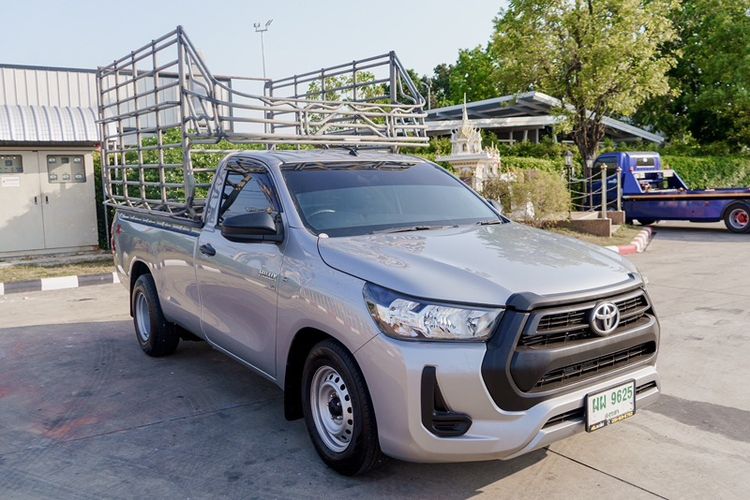 Toyota Hilux Revo 2022 2.8 J Plus Pickup ดีเซล ไม่ติดแก๊ส เกียร์ธรรมดา เทา รูปที่ 3