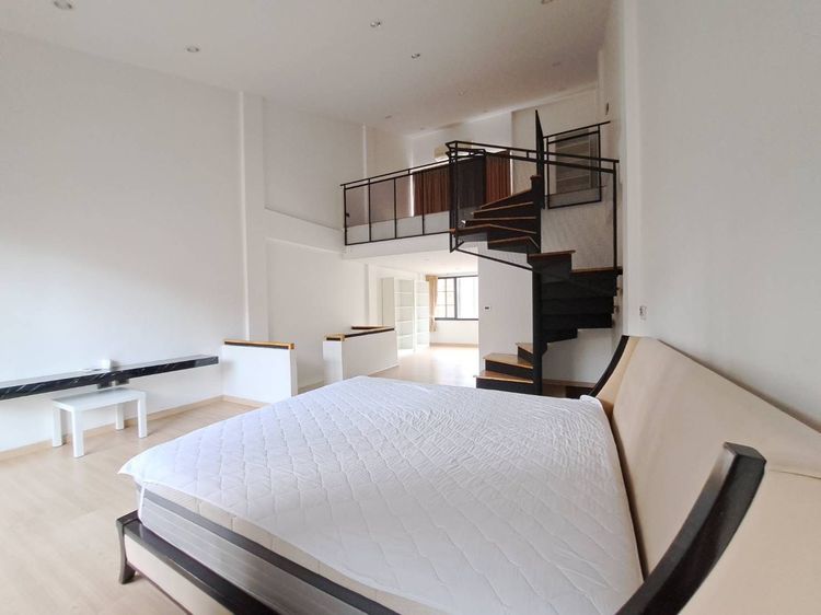 อื่นๆ ตกแต่งครบ 2016 ให้เช่าบ้านใหม่ทั้งหลัง 3 ชั้น ครึ่งสไตล์ Loft Modern เพดานสูง พร้อมเฟอร์ 3 นอน 3 น้ำ บนถนนแจ้งวัฒนะ ใกล้รร. นานาชาติ ใกล้บีทีเอส สามัคคี สา รูปที่ 2