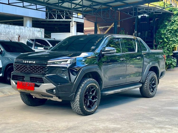 รถ Toyota รุ่นอื่นๆ รุ่นย่อยอื่นๆ สี ดำ