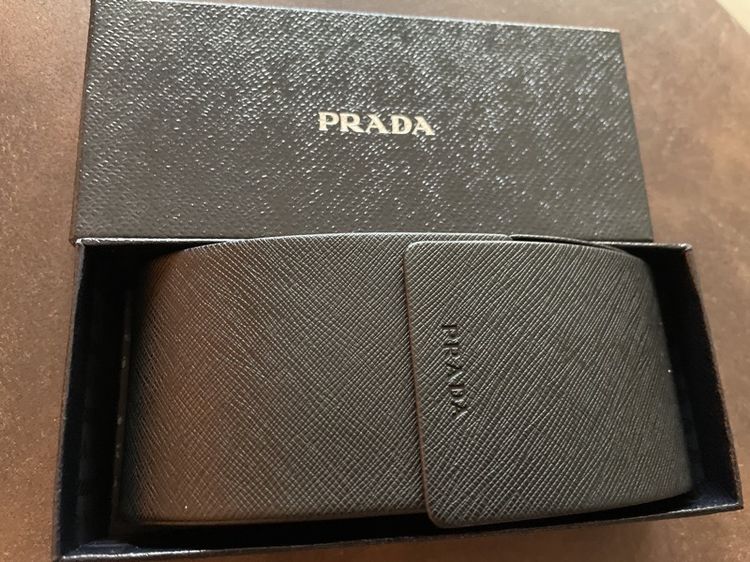 แว่นกันแดด prada แท้ รูปที่ 2