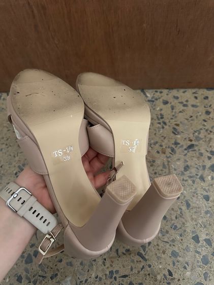 ส่งต่อรองเท้าส้นสูง3นิ้ว Shoesnita รูปที่ 5