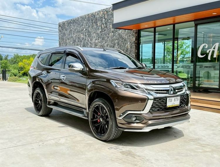 รถ Mitsubishi Pajero Sport 2.4 GT Premium 4WD สี น้ำตาล