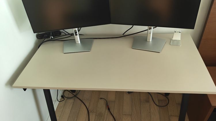 โต๊ะคอมพิมเตอร์ Chanintr Desk