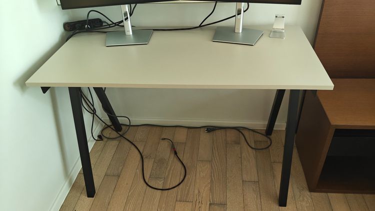 โต๊ะคอมพิวเตอร์ Chanintr Desk รูปที่ 2