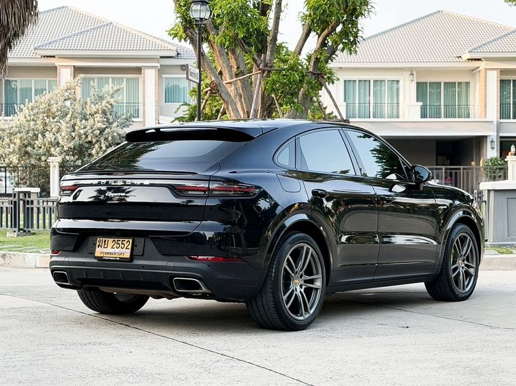 Porsche Cayenne 2022 3.0 E-Hybrid Coupé 4WD Utility-car ปลั๊กอินไฮบริด (PHEV) ไม่ติดแก๊ส เกียร์อัตโนมัติ ดำ รูปที่ 4