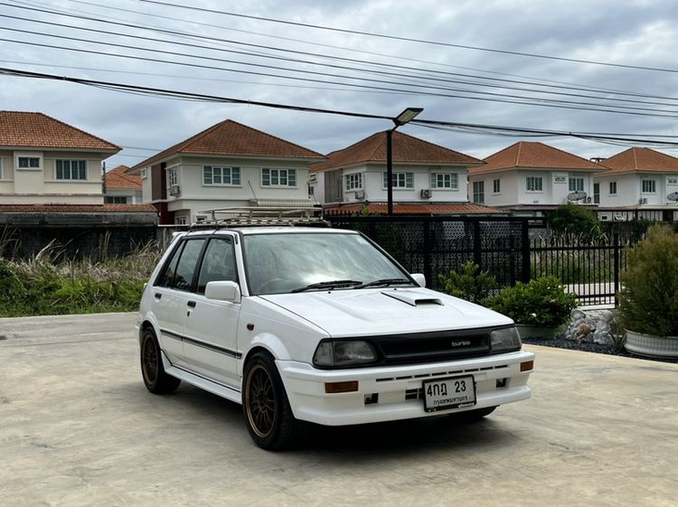 Toyota Starlet 1991 1.3 XLi Sedan เบนซิน ไม่ติดแก๊ส เกียร์ธรรมดา ขาว รูปที่ 3