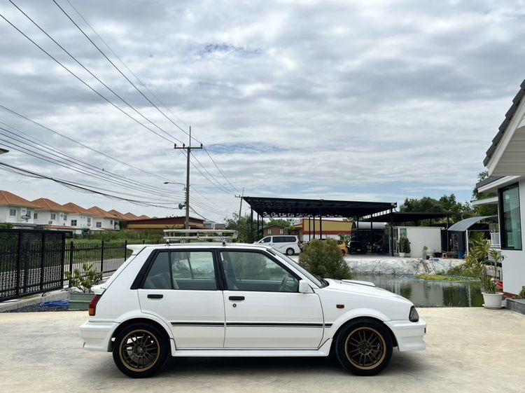 Toyota Starlet 1991 1.3 XLi Sedan เบนซิน ไม่ติดแก๊ส เกียร์ธรรมดา ขาว รูปที่ 4
