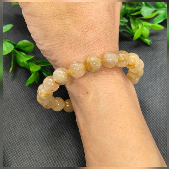 th16กำไลหินไหมทองแท้10มิลเกรดพรีเมียม สร้อยข้อมือหินนำโชค Golden Rutilated Quartz หินมงคลเรียกทรัพย์ เสริมโชคลาภ การเงิน ค้าขาย รูปที่ 2