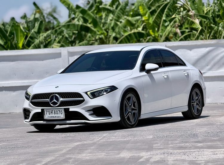 รถ Mercedes-Benz A-Class A200 สี ขาว