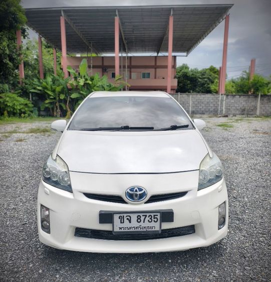 Toyota Prius 2011 1.8 Hybrid E TRD Sportivo Sedan ไฮบริด ไม่ติดแก๊ส เกียร์อัตโนมัติ ขาว รูปที่ 2