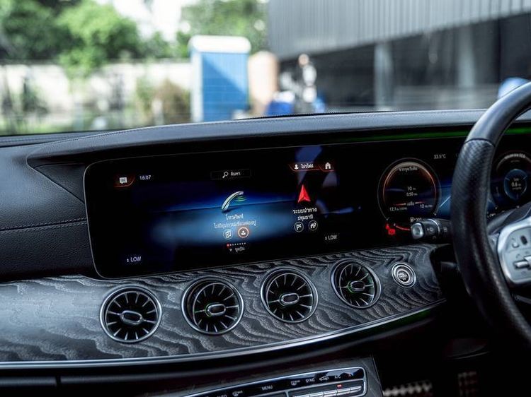 Mercedes-Benz CLS-Class 2023 CLS220 D AMG Sedan ดีเซล ดำ รูปที่ 2