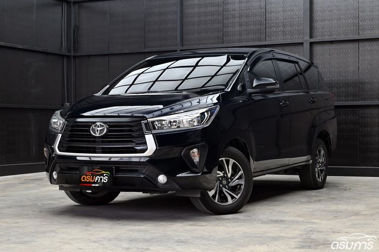 Toyota Innova 2023 2.0 Entry Utility-car เบนซิน ไม่ติดแก๊ส เกียร์อัตโนมัติ ดำ