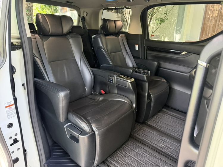 Toyota Vellfire 2018 2.5 Van เบนซิน ไม่ติดแก๊ส เกียร์อัตโนมัติ ขาว รูปที่ 4
