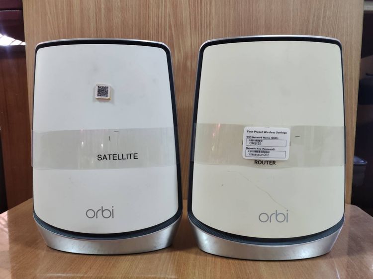 ซอฟแวร์ Netgear Orbi WiFi 6 แพ็กคู่ RBK852 ประกอบด้วย Router RBR850 Satellite RBS850 พร้อมอะแดปเตอร์แท้