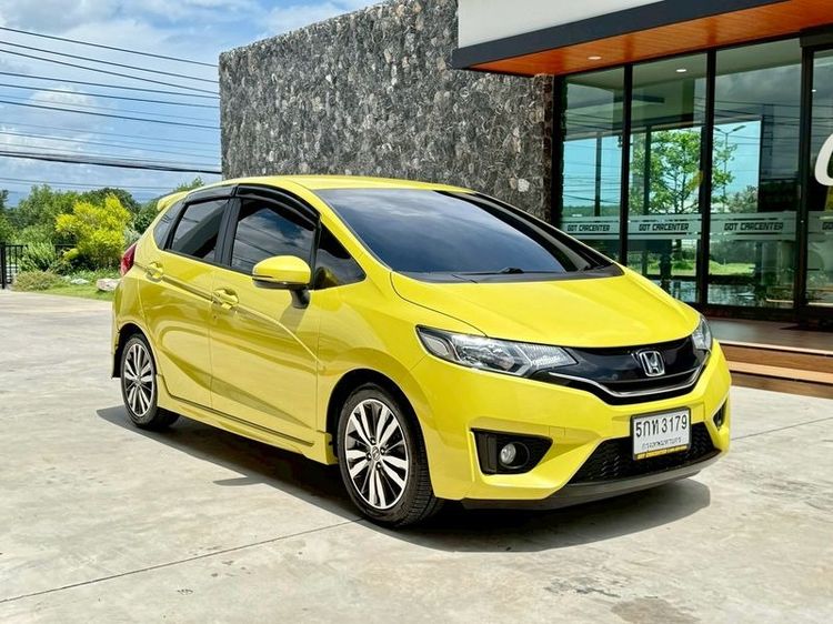 รถ Honda Jazz 1.5 SV i-VTEC สี เหลือง