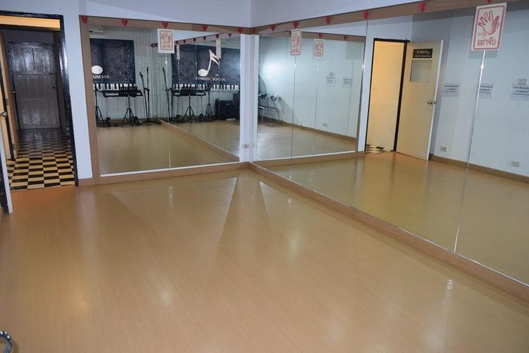 ห้องซ้อมเต้น รูปที่ 3