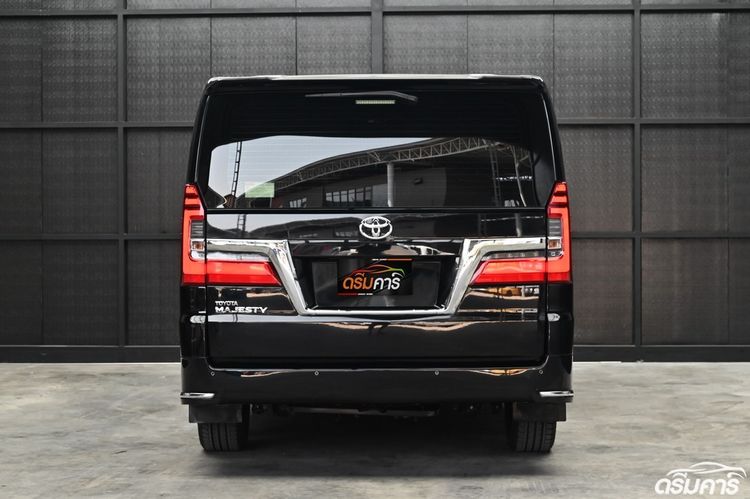 Toyota Majesty 2020 2.8 Premium Van ดีเซล ไม่ติดแก๊ส เกียร์อัตโนมัติ ดำ รูปที่ 4