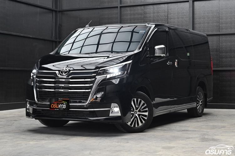 รถ Toyota Majesty 2.8 Premium สี ดำ